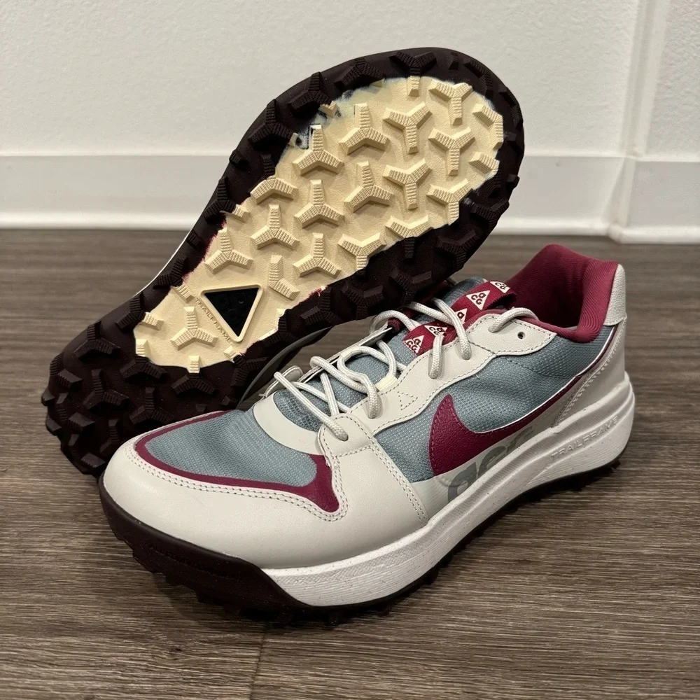 Nike ACG Lowcate sz 12